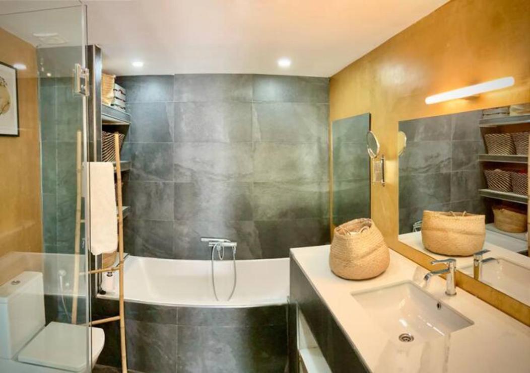 Casa Particular Mediterranea En El Centrico Casco Antiguo A Un Paso Del Mar Denia Ngoại thất bức ảnh